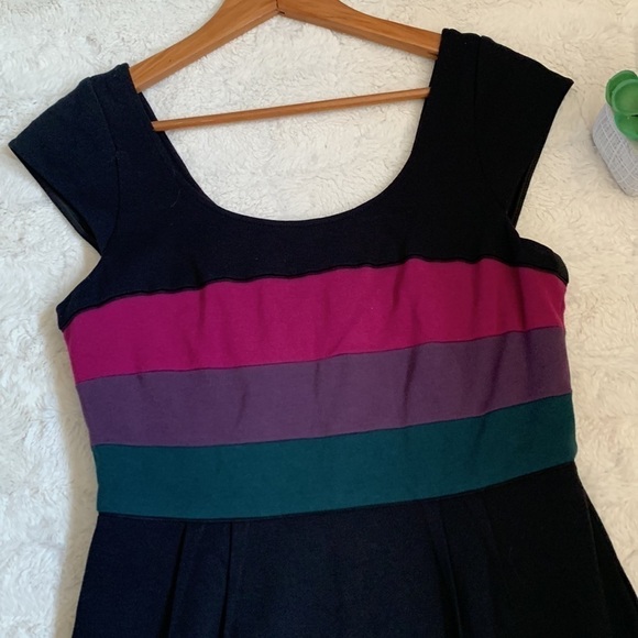 bcbg black mulberry striped wearer knit capped sleeve colorblock mini dress - Picture 3 of 6